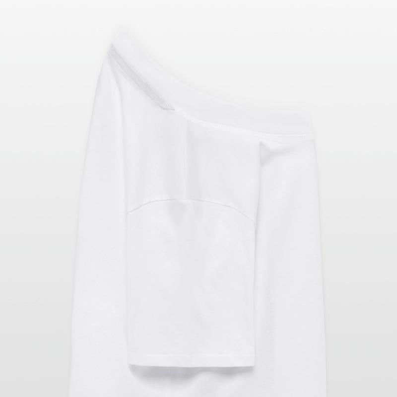 Abstract figures with color effects. Option 1