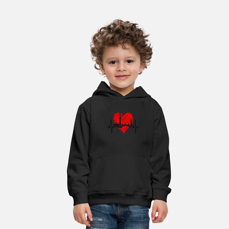 Berlin Skyline Heartbeat I Love Germany Fan Heart