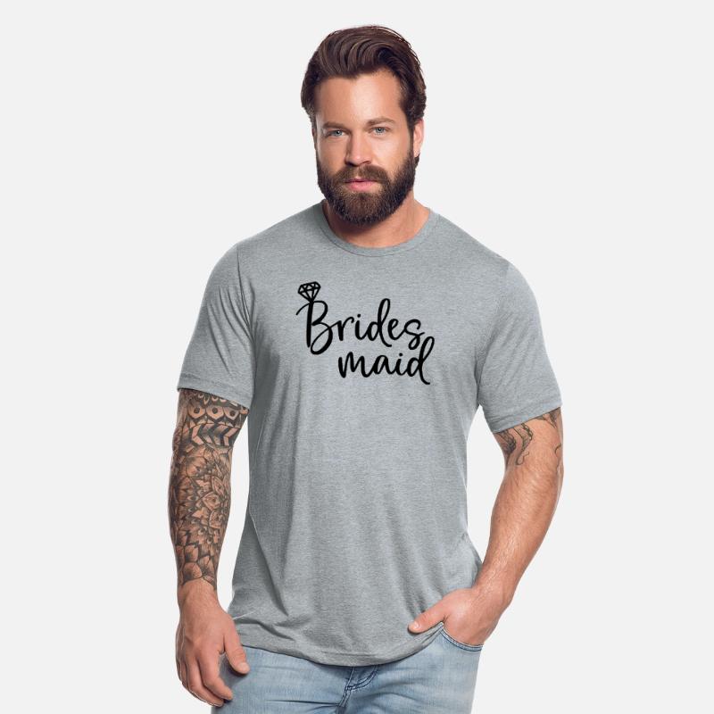 Bridesmaid with cute diamond