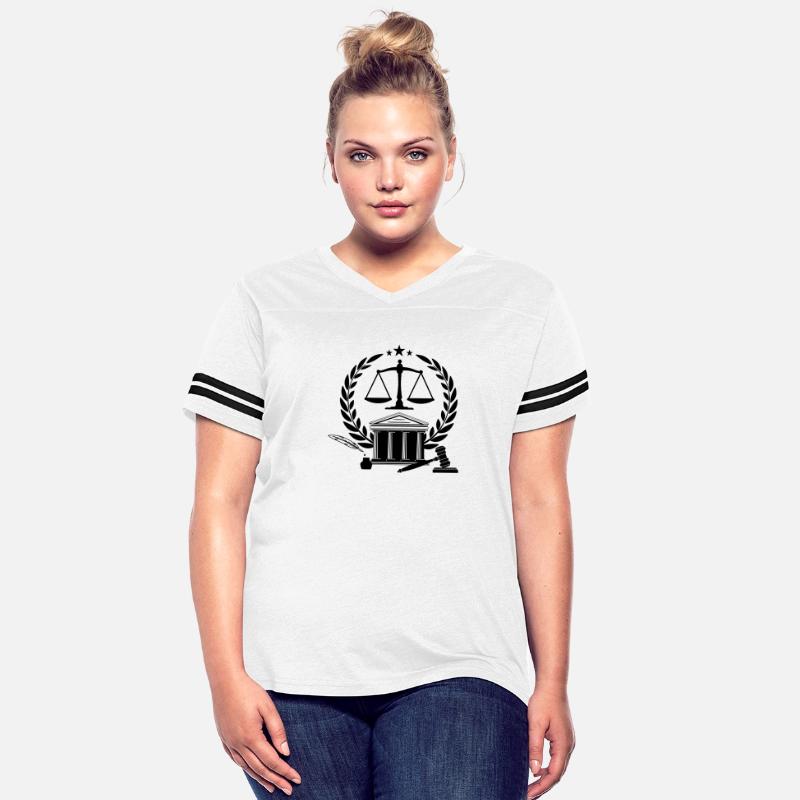 Court with scales in laurel wreath